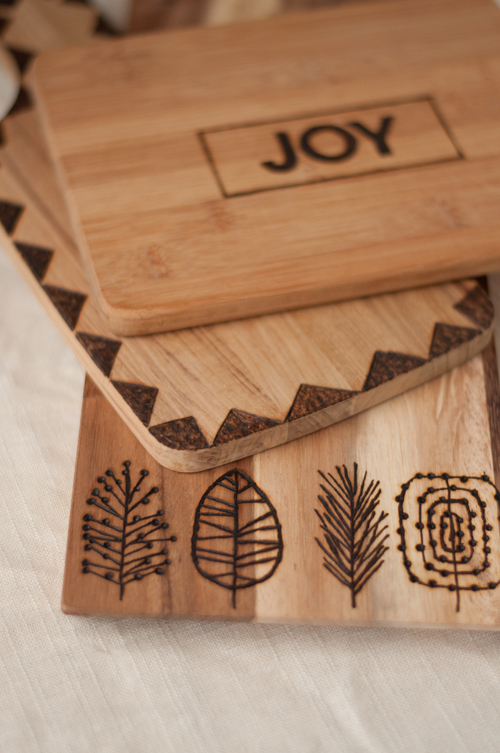 Wood Burned Serving Boards #DIY #Christmas #gifts #trendypins