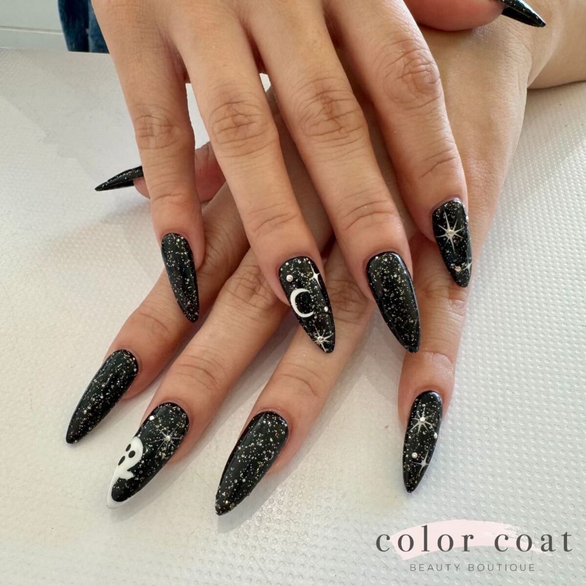 Bewitching Ideas For Halloween Nails 4