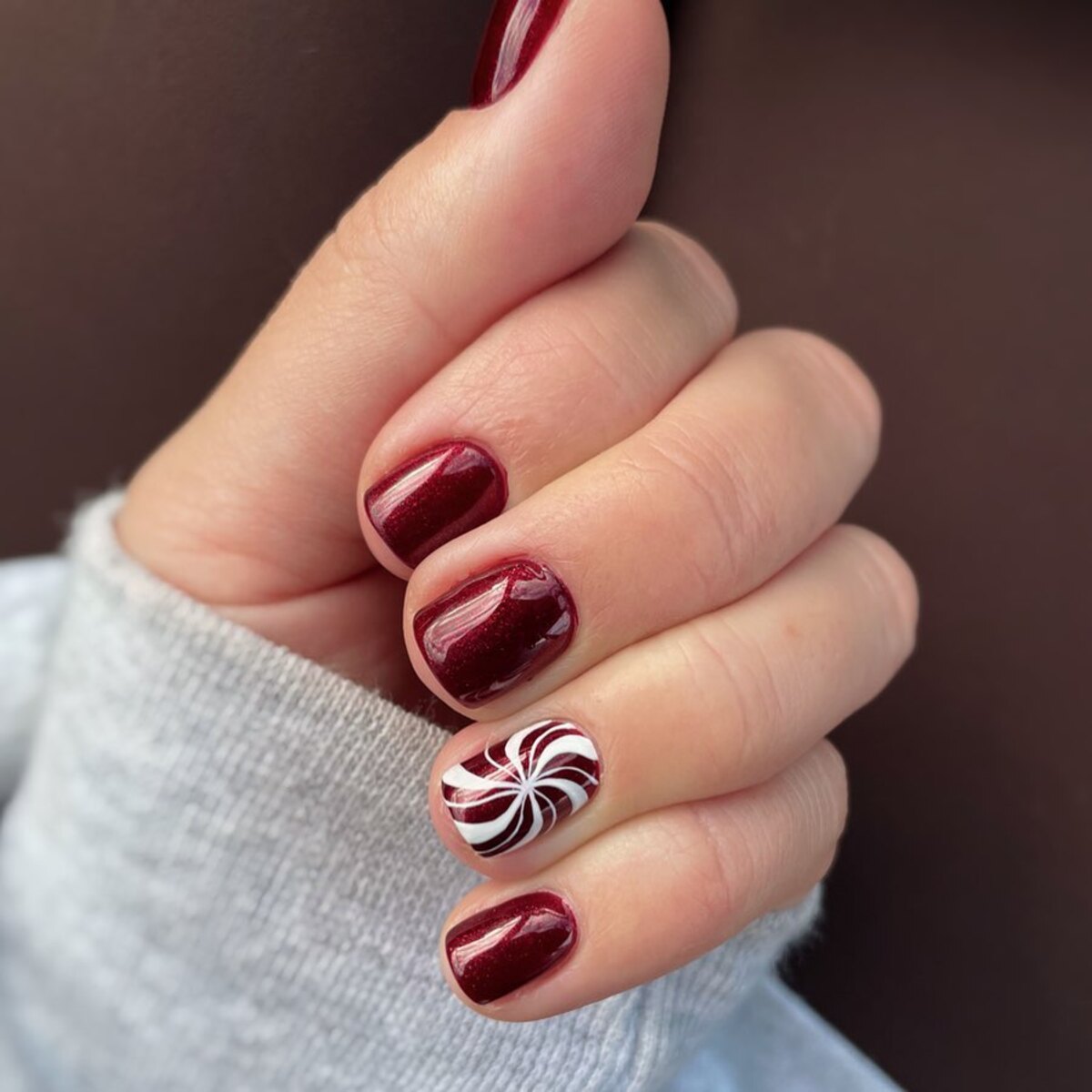 21. Peppermint Swirl Accent on Deep Red