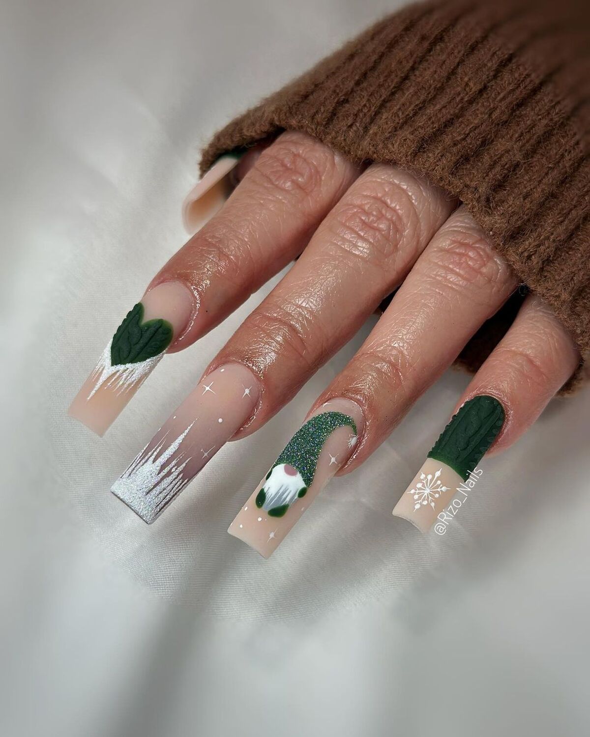 10. Gnome and Greenery Christmas Nails