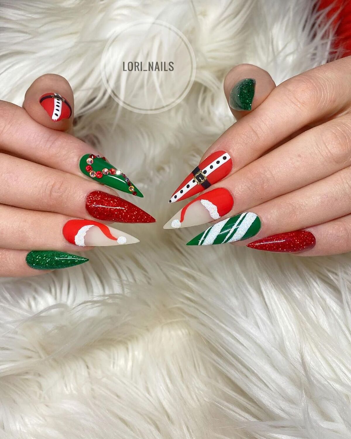 11. Santa’s Belt and Hat Christmas Nails