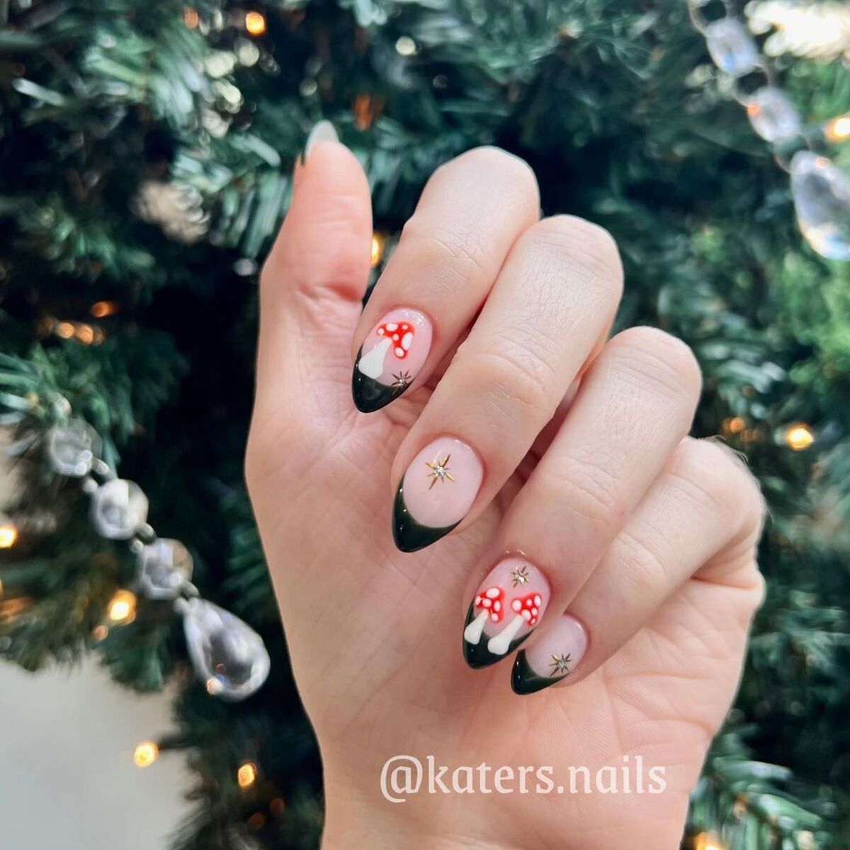 27. Green French Tips with Festive Mushroom Art