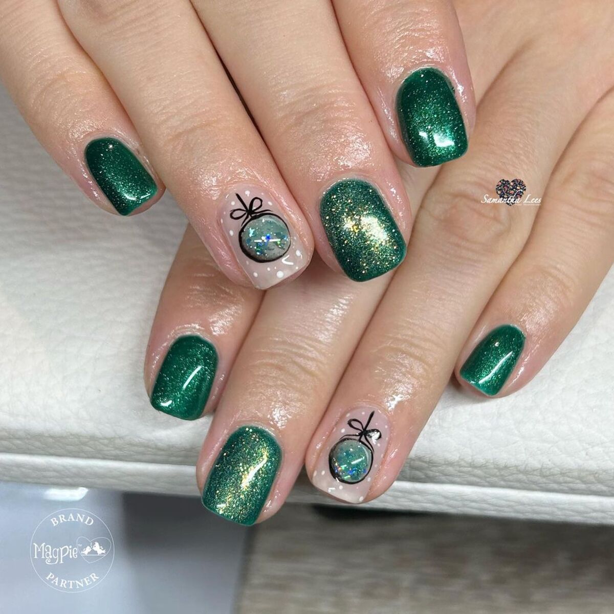 22. Green and Gold Ornament-Inspired Nails