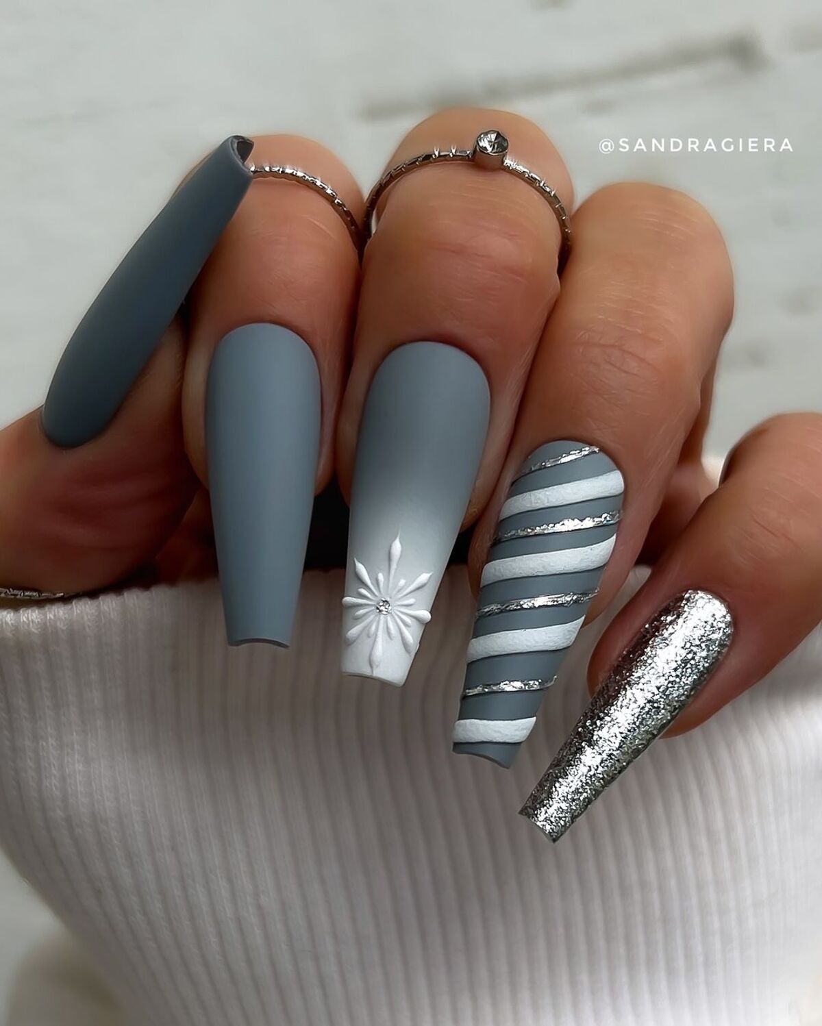 25. Matte Gray Elegance with Stripes and Silver Glitter