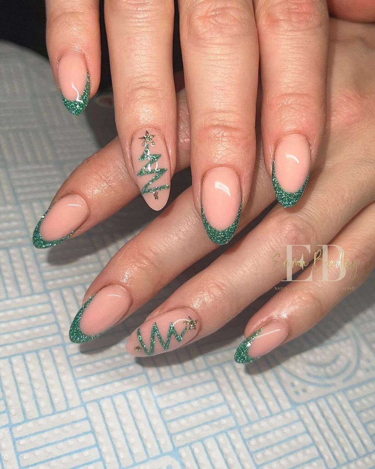 1. Elegant Christmas Tree French Tips