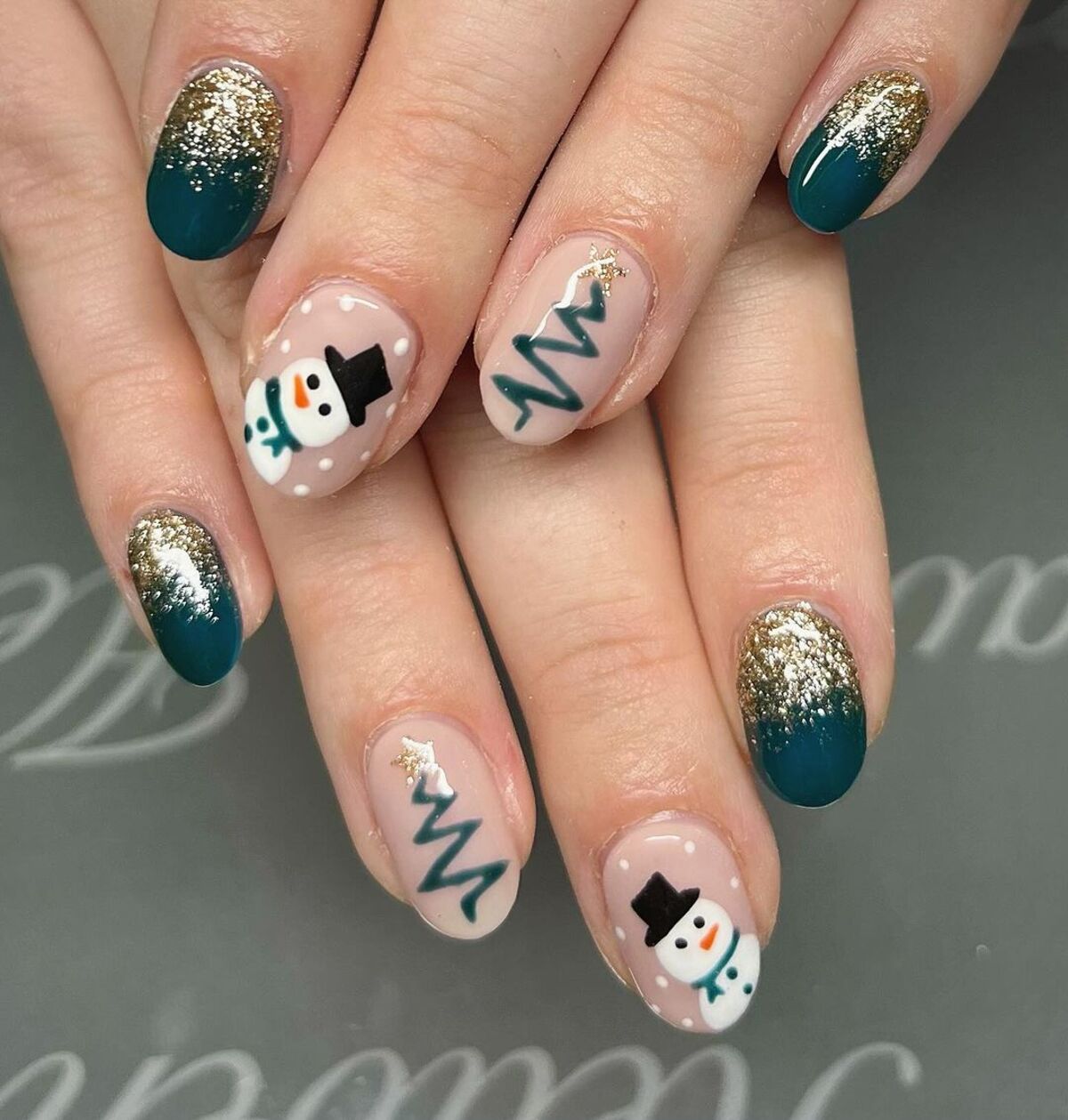 17. Glitter Ombre with Snowman and Christmas Trees