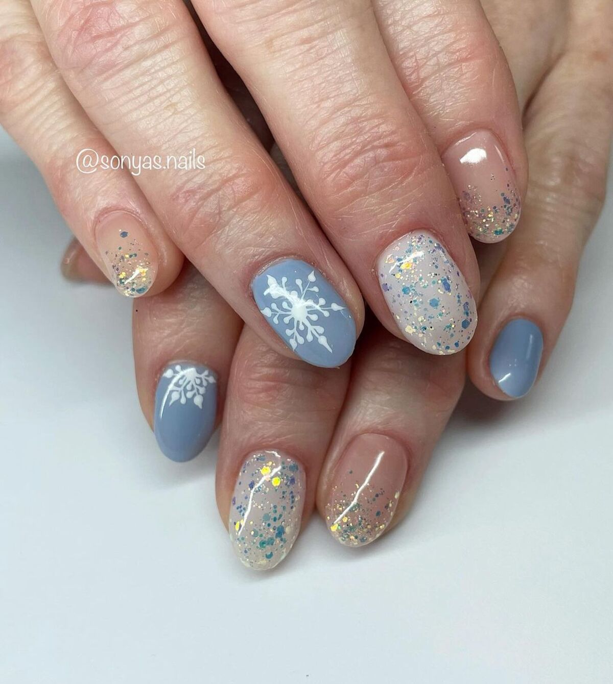 14. Frosty Blue and Snowflake Splendor