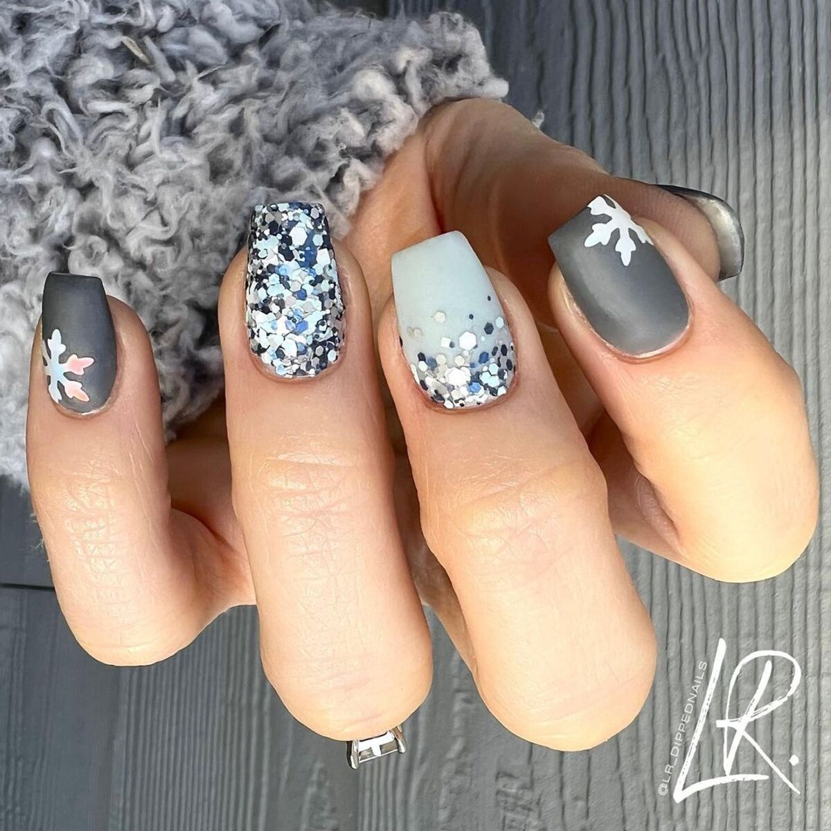 17. Icy Gray Glitter Perfection