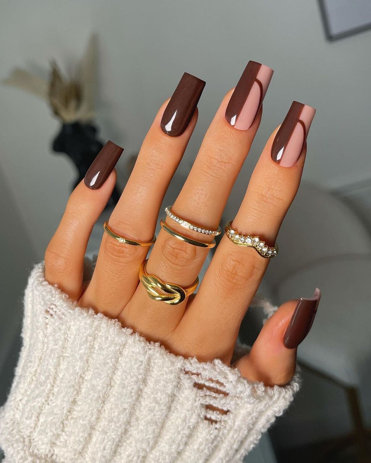 25. Bold Coffin Nails with Two-Tone Browns