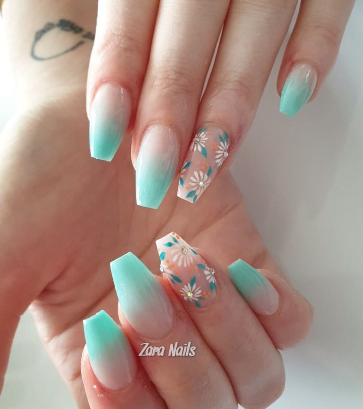 25. Mint Ombre with Hand-Painted Daisy Accents