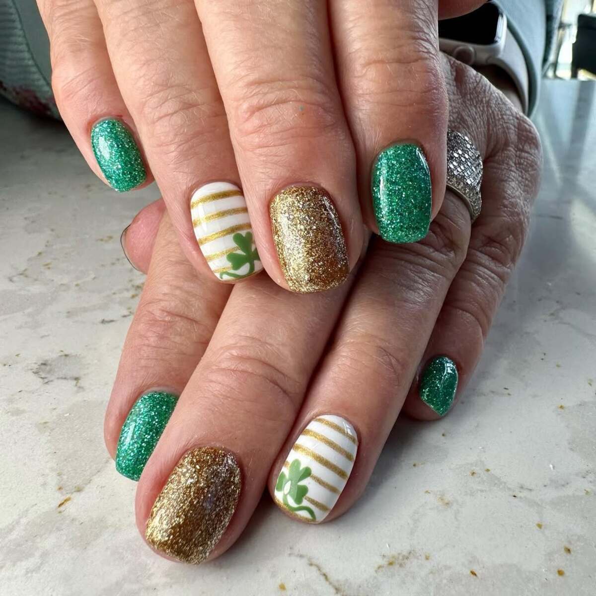 8.Sparkling Stripes and Shamrock Patterns